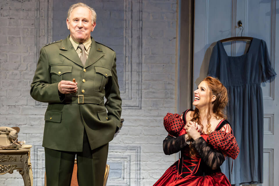 peter-davison-and-stephanie-j-block-in-kiss-me-kate-photo-by-johan-persson